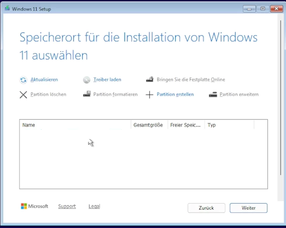Du siehst das Windows Setup - Festplattenauswahl, es wird keine Festplatte angezeigt